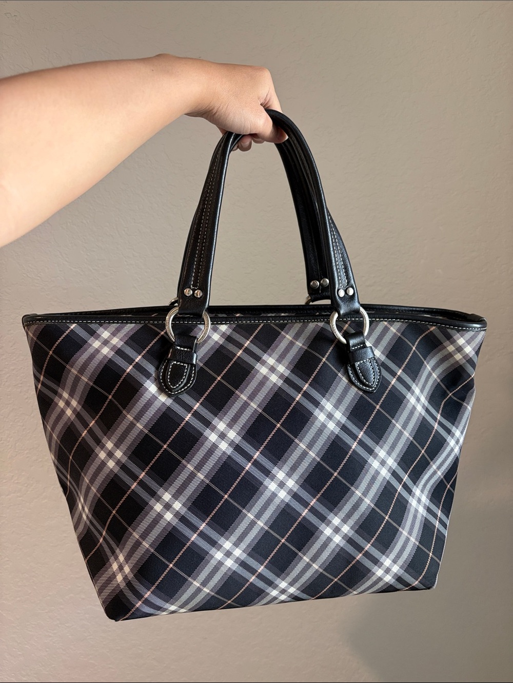 Burberry Black Plaid Tote Canvas Bag with Leather Handles - Picture 15 of 16
